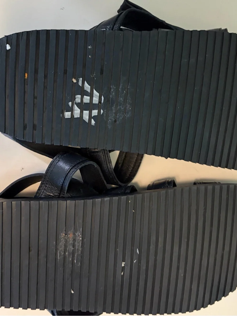 Free People Black Leather Bow-Strap Sandals Sz 9